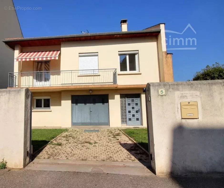 Maison à LE PEAGE-DE-ROUSSILLON