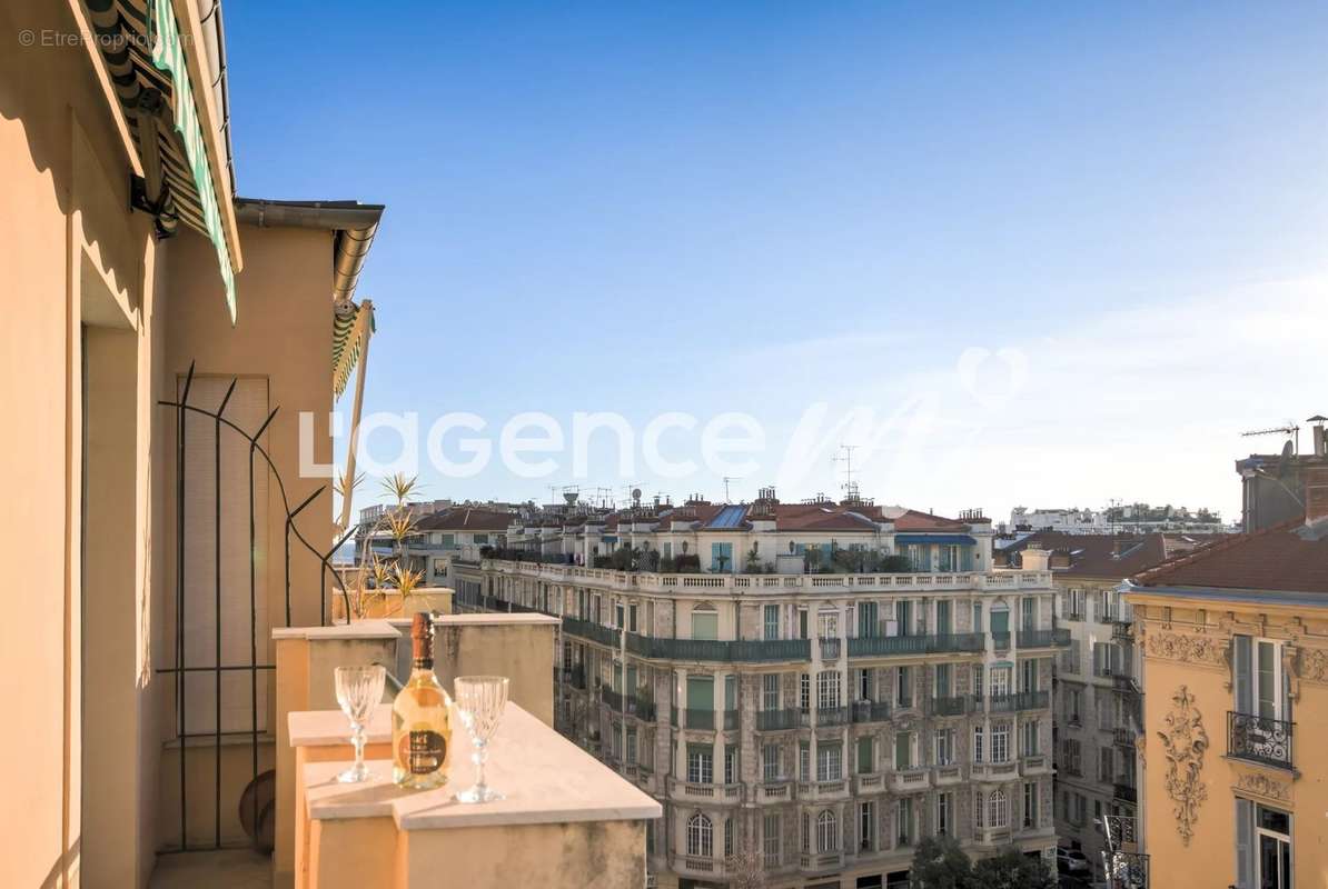 Appartement à NICE