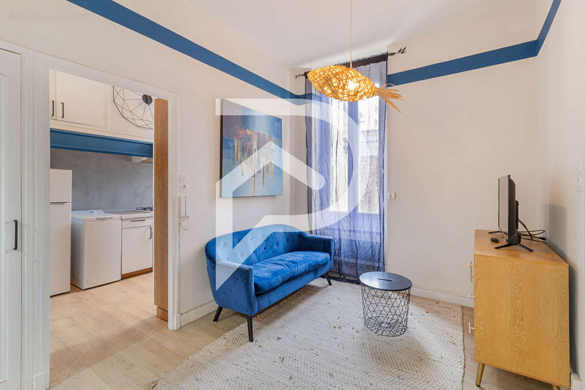 Appartement à MARSEILLE-2E