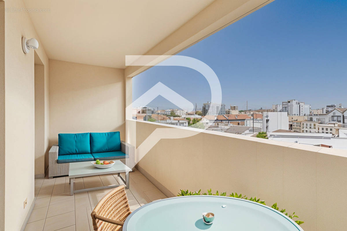 Appartement à MARSEILLE-3E