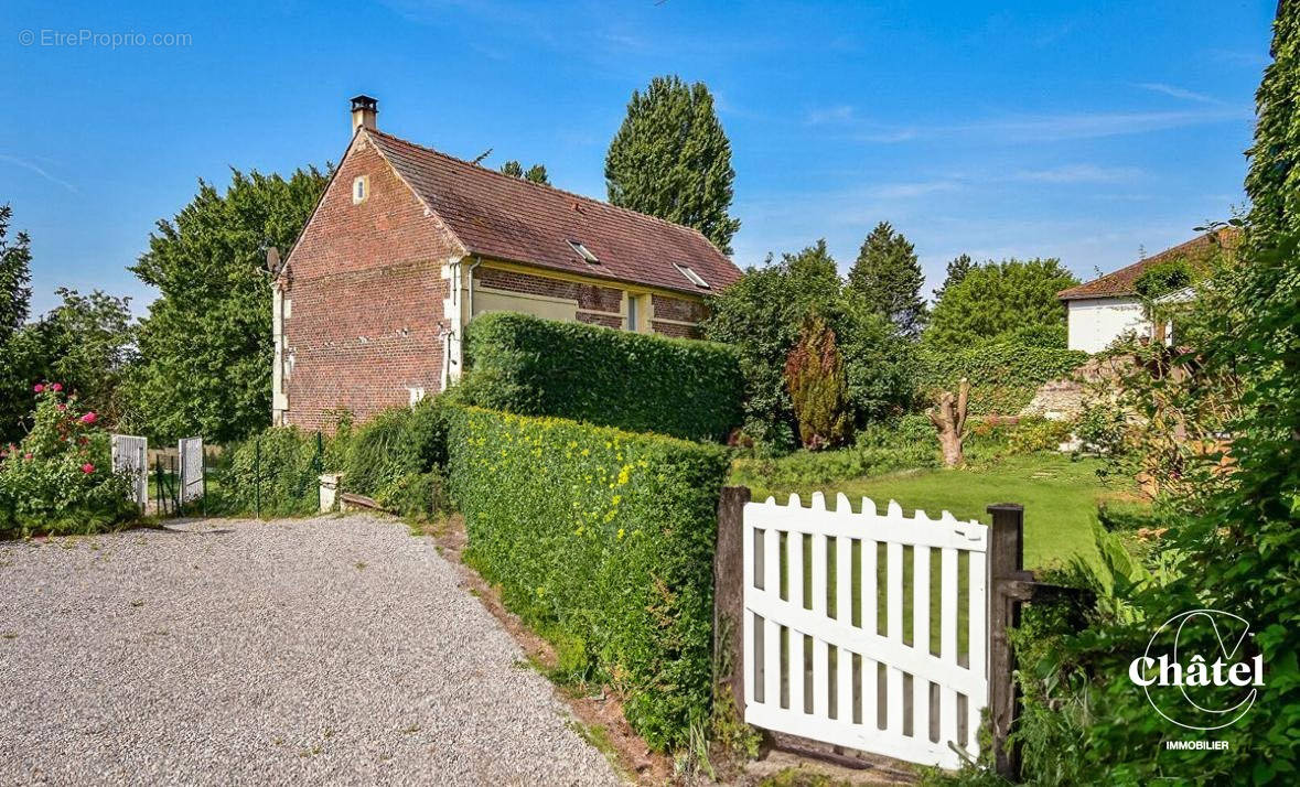 Maison à BAILLEUL-SUR-THERAIN