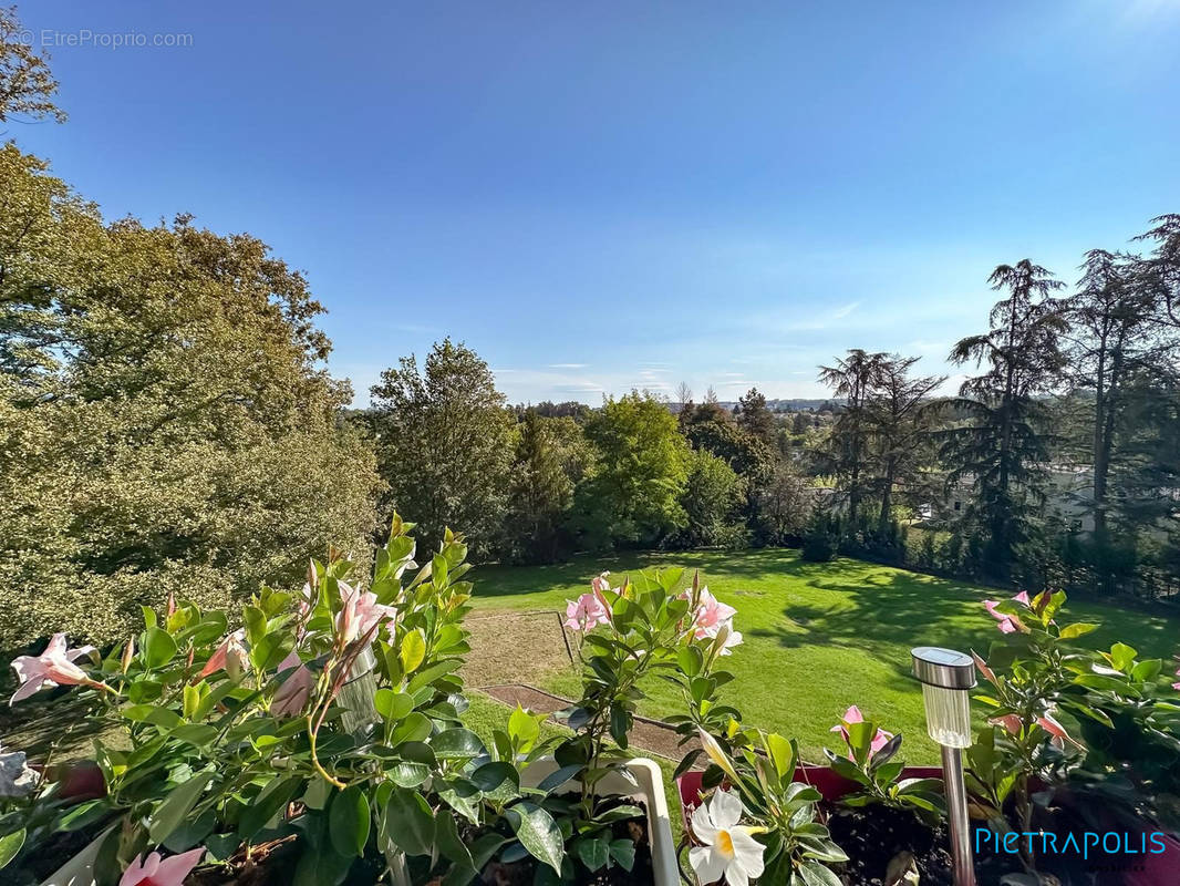 Appartement à TASSIN-LA-DEMI-LUNE