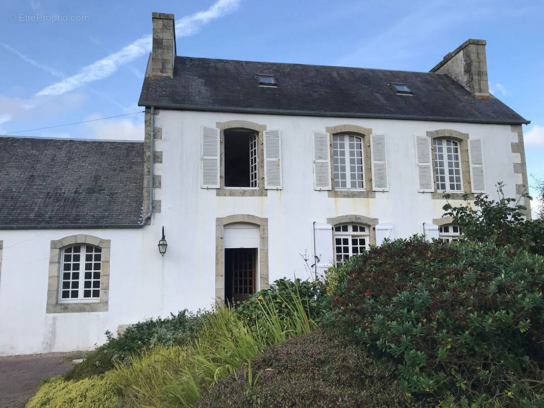 Maison à PLOUGONVEN