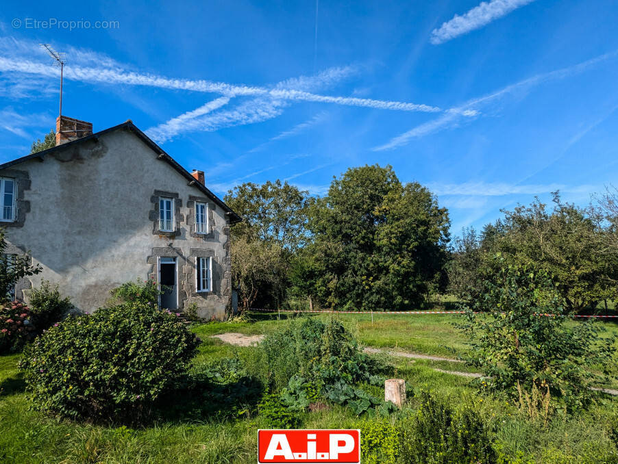 Maison à CERIZAY