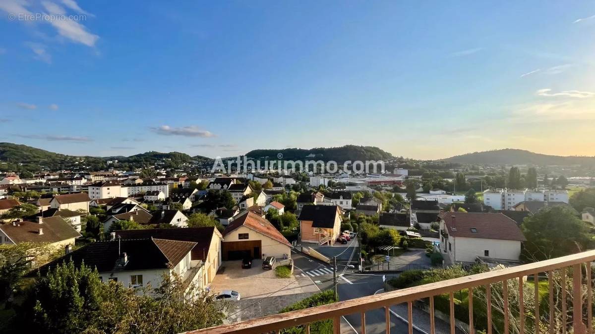 Appartement à LONS-LE-SAUNIER