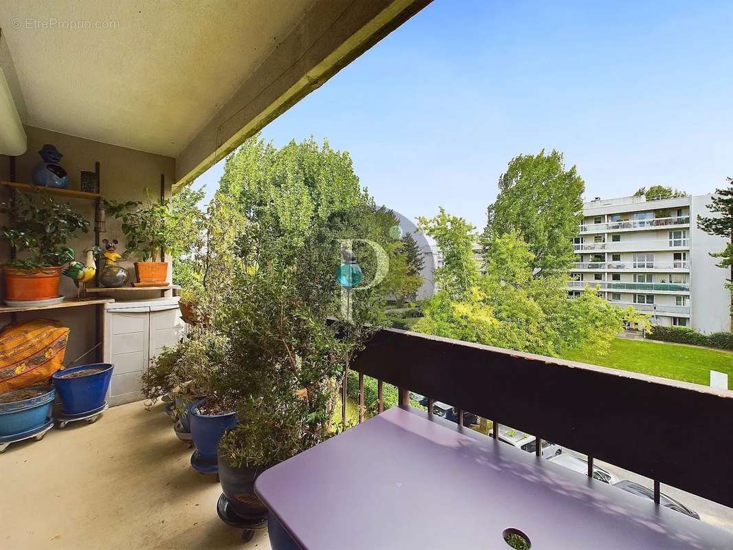 Appartement à VERRIERES-LE-BUISSON