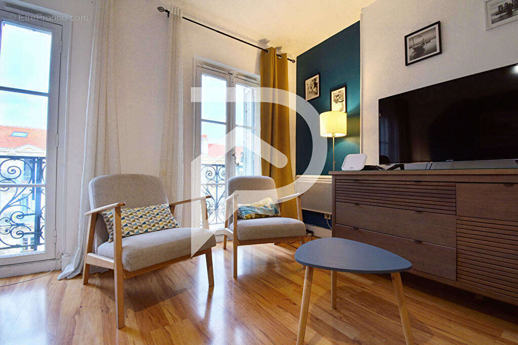 Appartement à MARSEILLE-2E