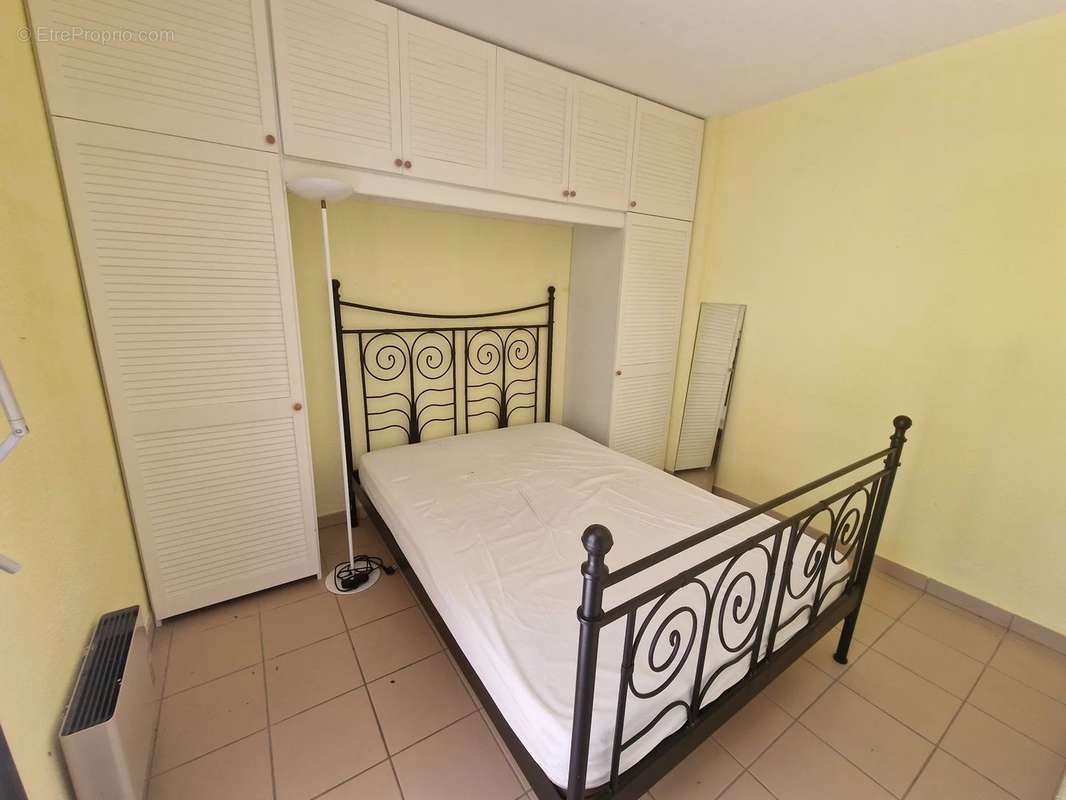 Appartement à CASTELNAUD-DE-GRATECAMBE