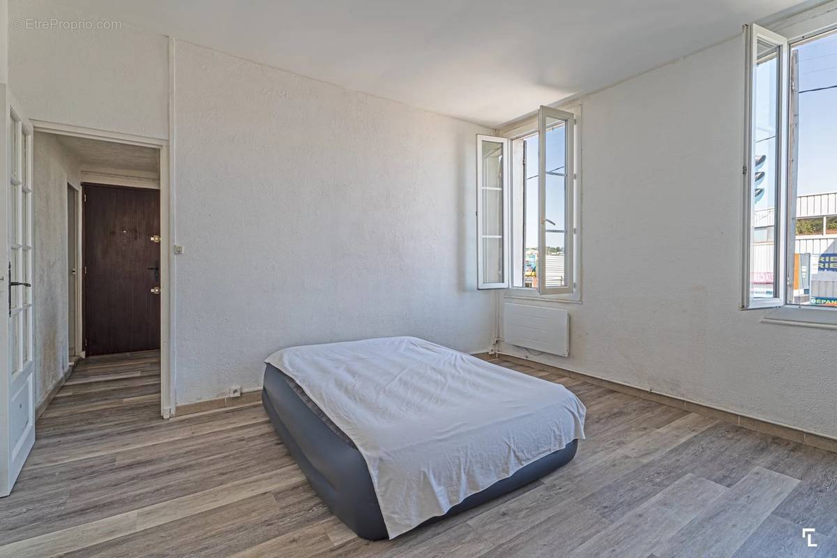 Appartement à MARSEILLE-11E