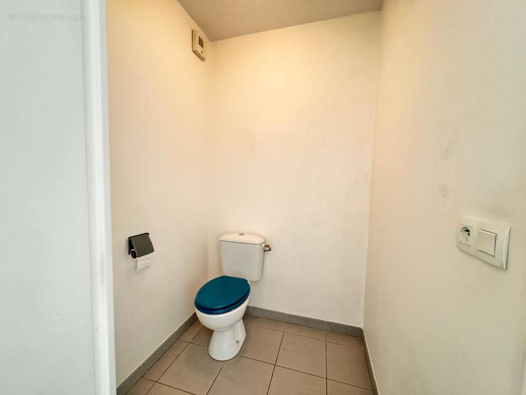   - Appartement à LYON-7E