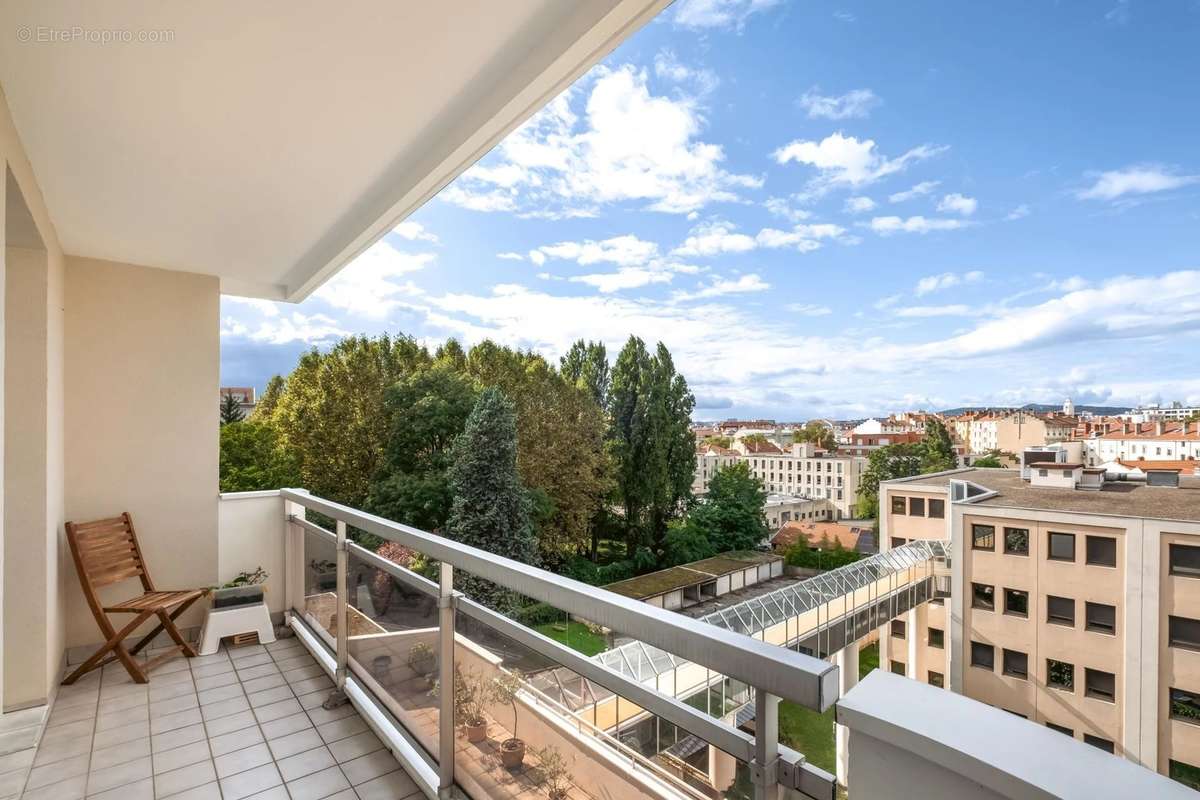 Appartement à VILLEURBANNE