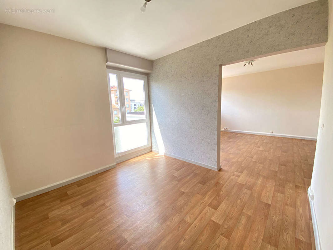 Appartement à VILLEURBANNE