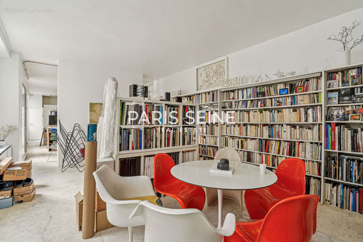 Appartement à PARIS-11E