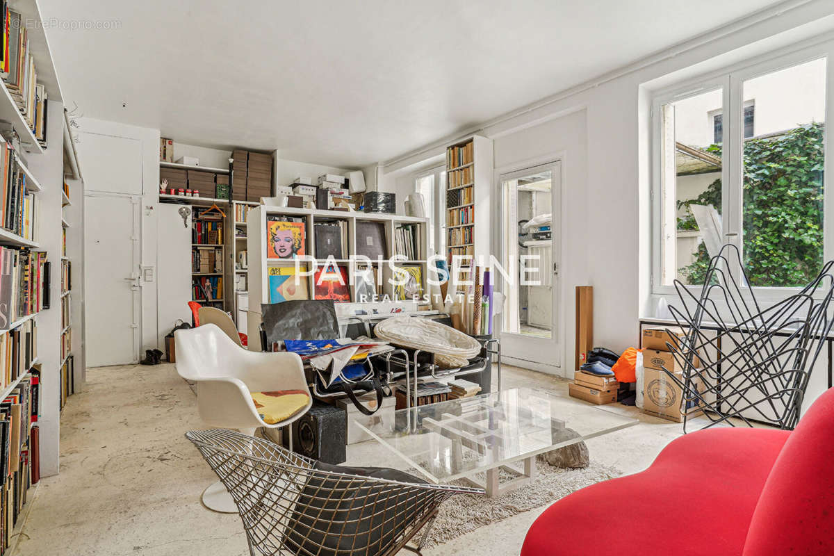 Appartement à PARIS-11E