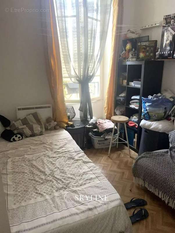 Appartement à MARSEILLE-2E