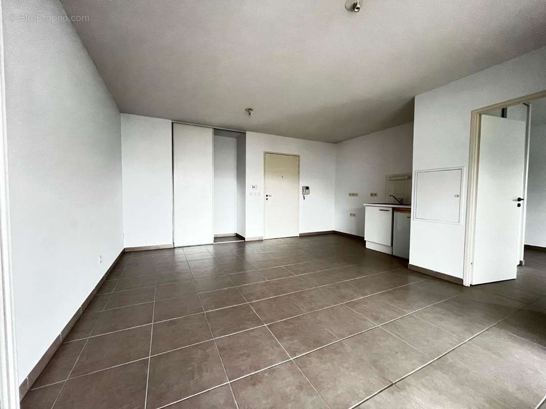   - Appartement à PERPIGNAN