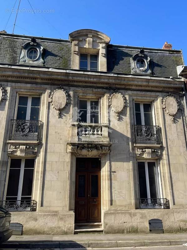 Maison à DUN-SUR-MEUSE