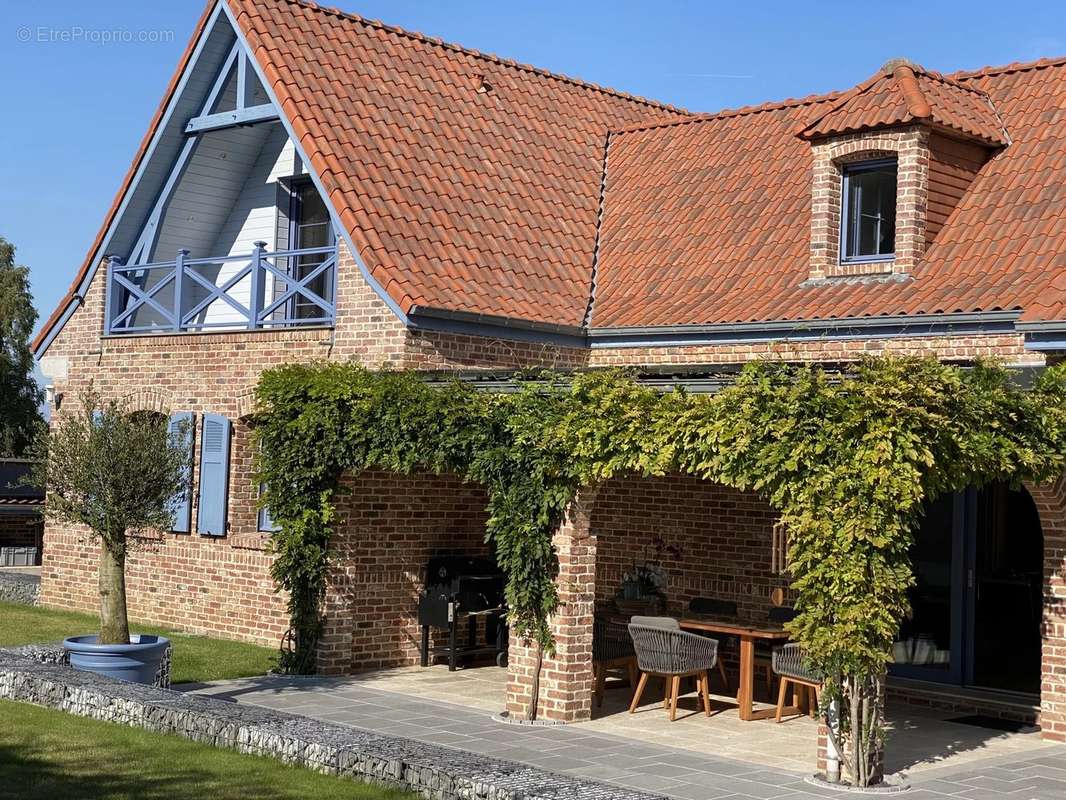 Maison à GOUY-SOUS-BELLONNE