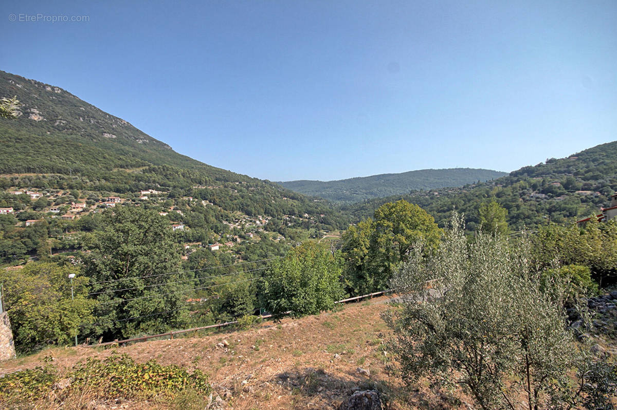 Terrain à GOURDON