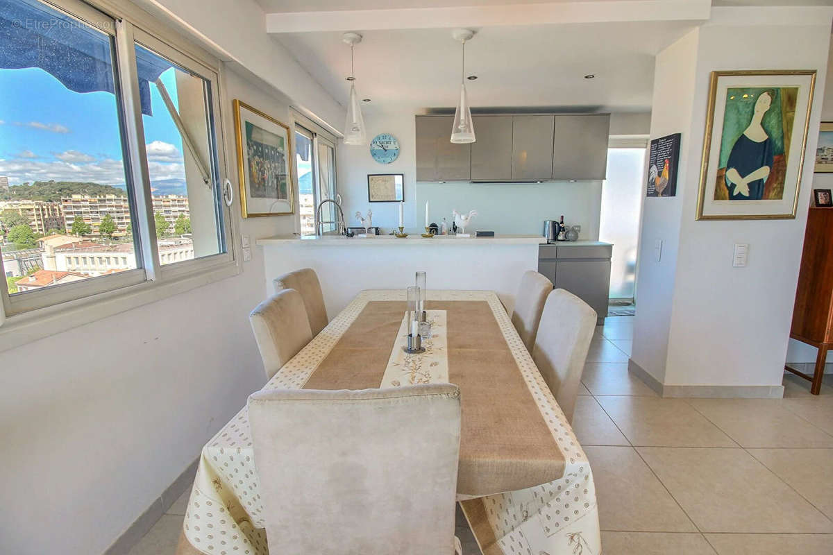 Appartement à CAGNES-SUR-MER