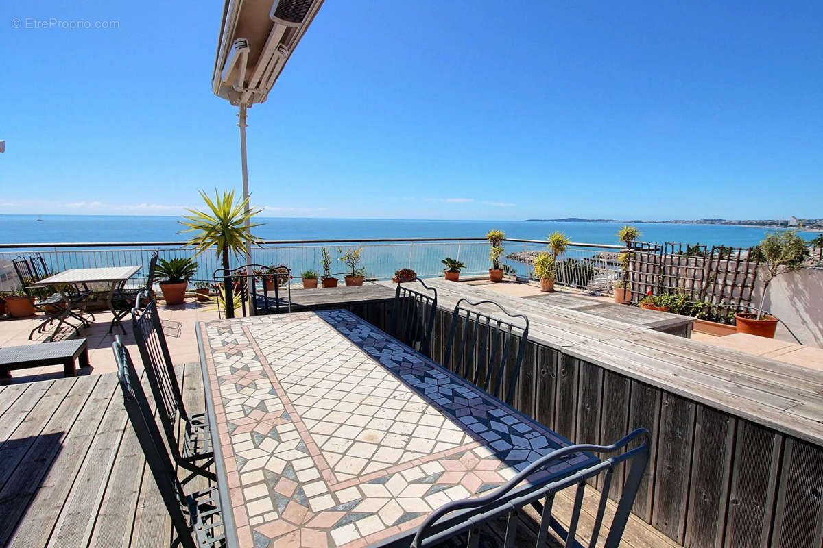 Appartement à CAGNES-SUR-MER