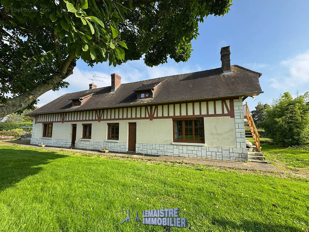 Maison à BOURGTHEROULDE-INFREVILLE