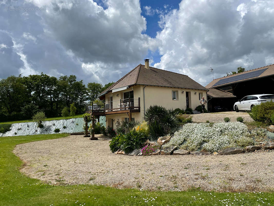 Maison à CHATELLERAULT