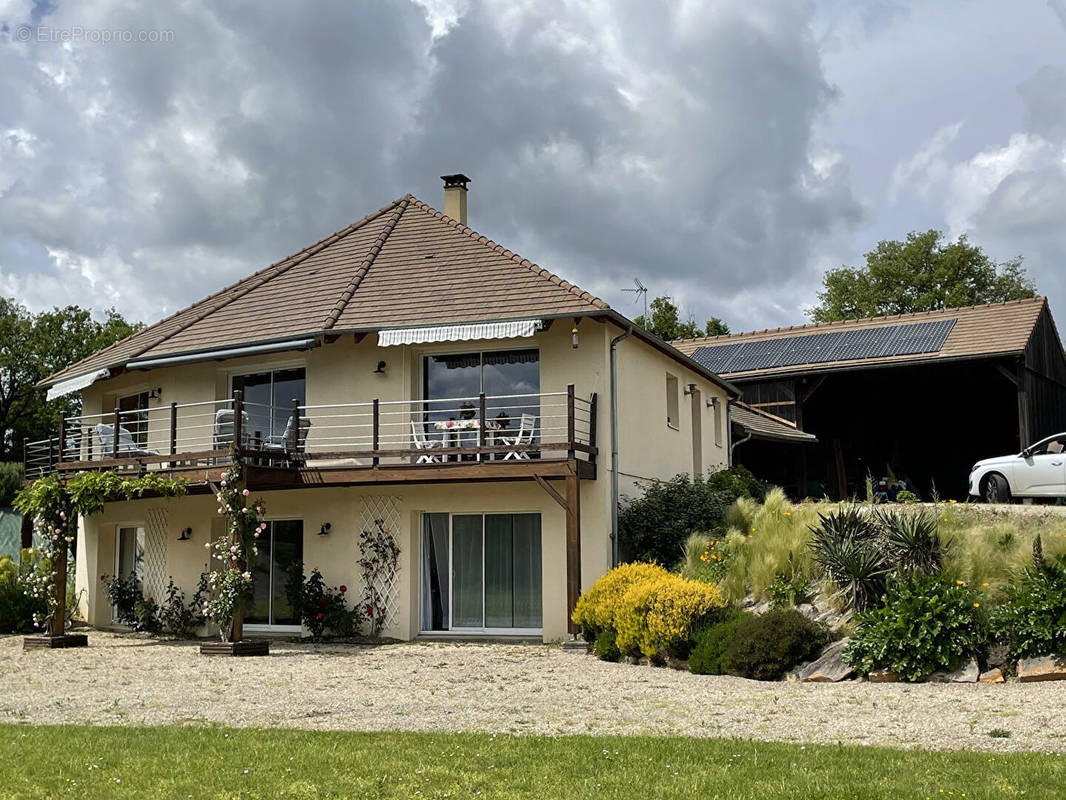 Maison à CHATELLERAULT