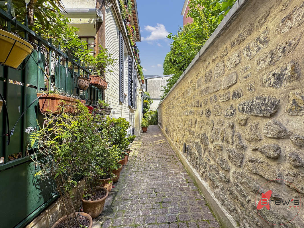 Appartement à PARIS-20E