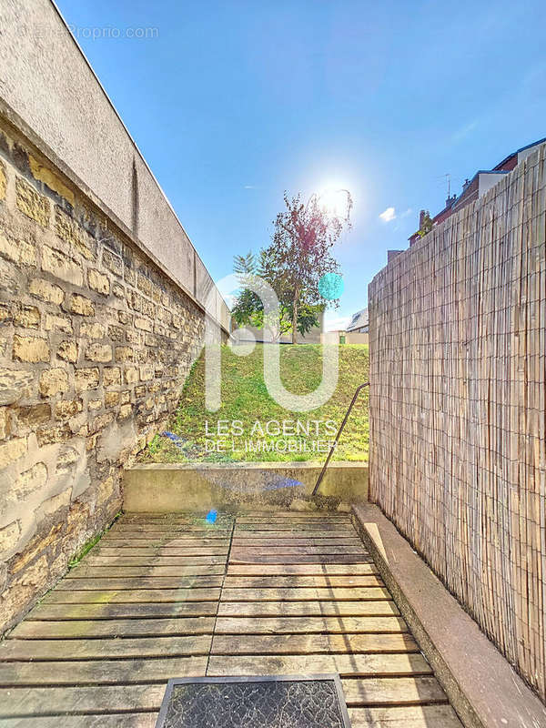 Appartement à ASNIERES-SUR-SEINE