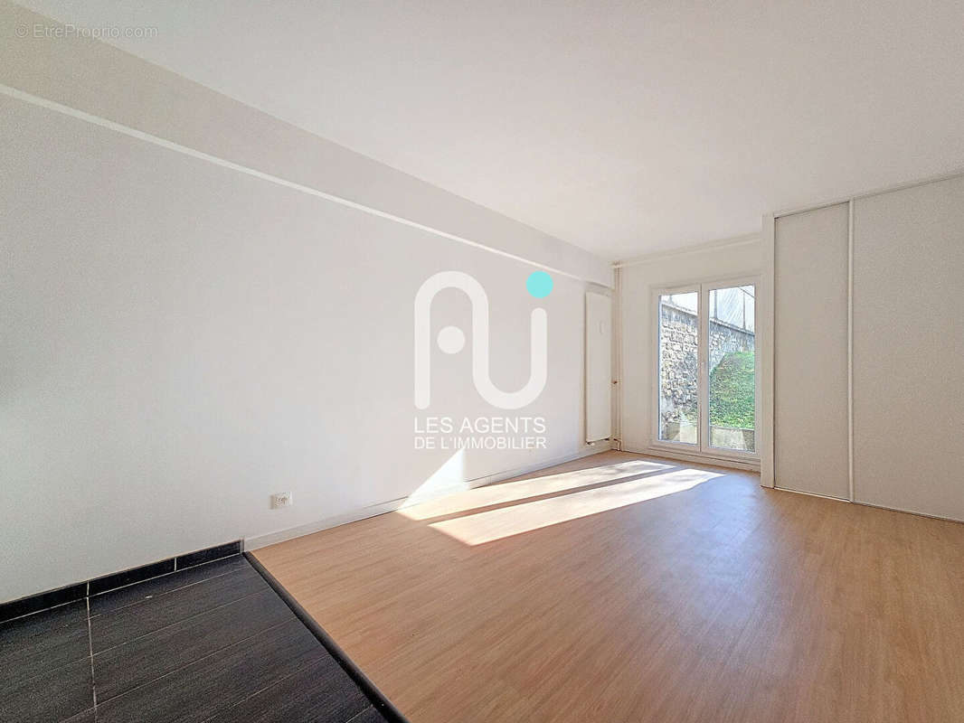 Appartement à ASNIERES-SUR-SEINE