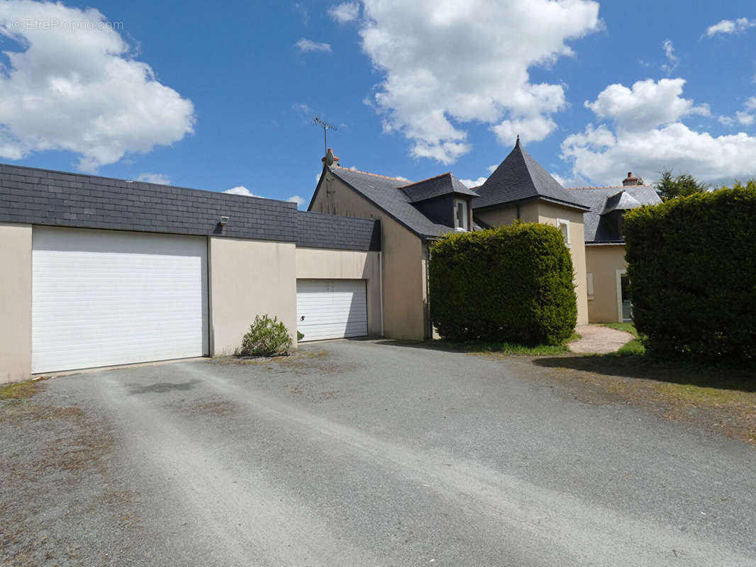 Maison à SAINT-AUGUSTIN-DES-BOIS