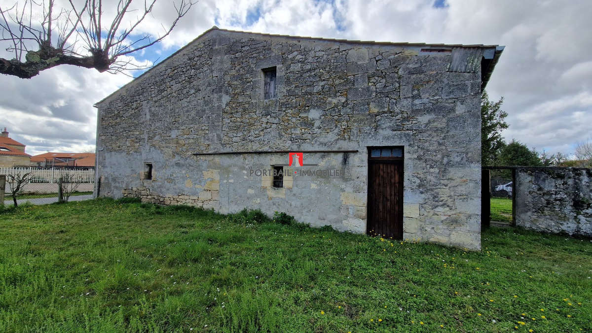 Maison à SAINT-ANDRE-DE-CUBZAC