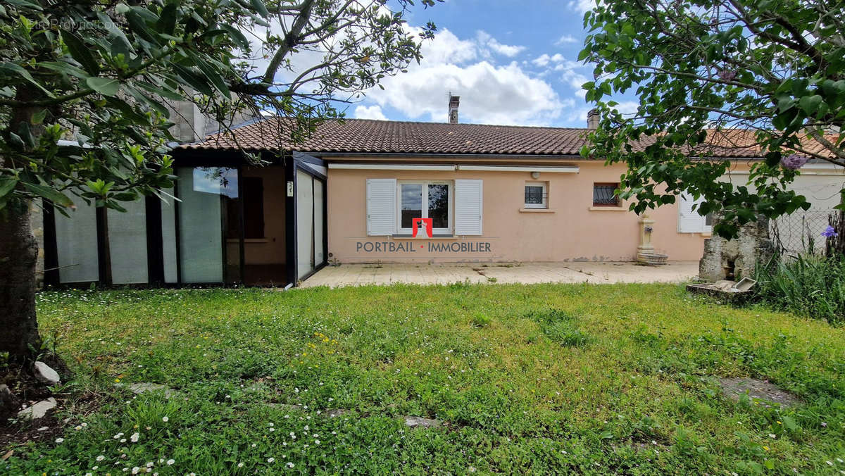 Maison à SAINT-ANDRE-DE-CUBZAC