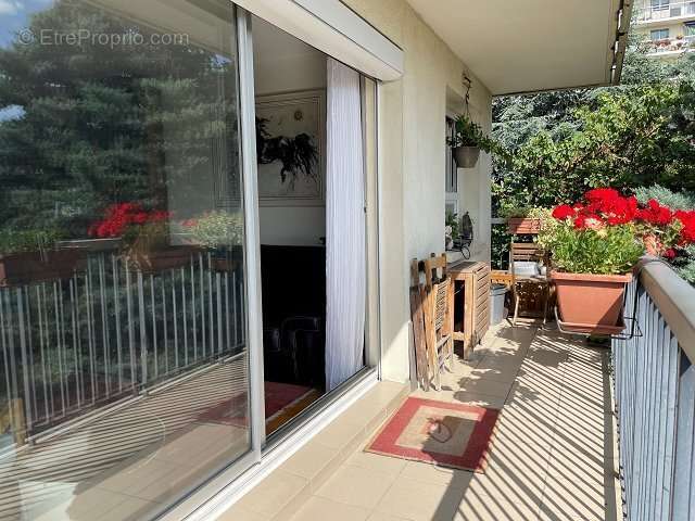 Appartement à MAISONS-ALFORT