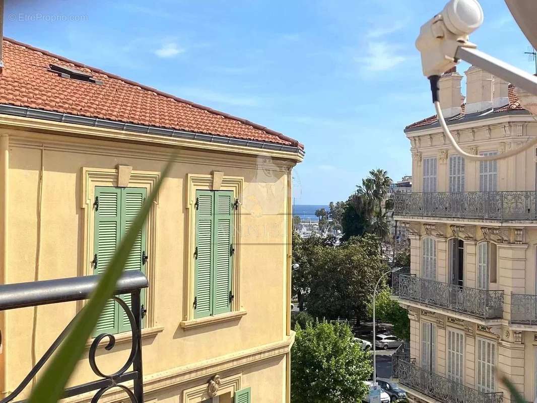 Appartement à CANNES