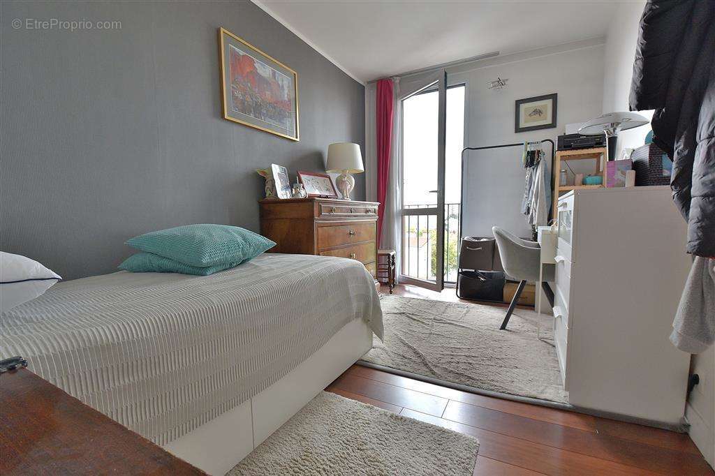 Appartement à SAINT-MAUR-DES-FOSSES