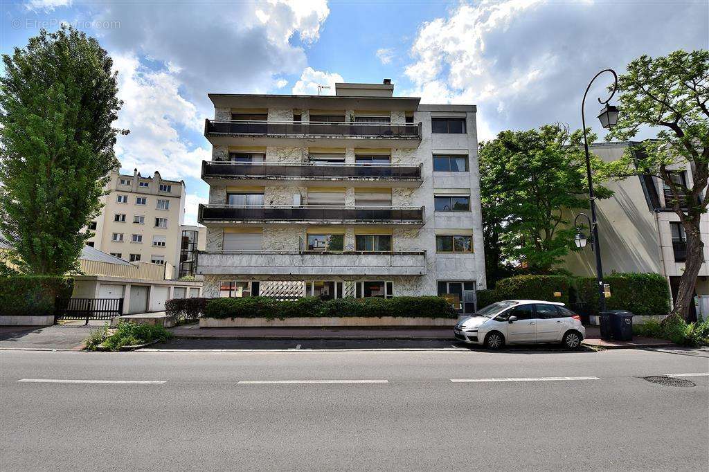 Appartement à SAINT-MAUR-DES-FOSSES