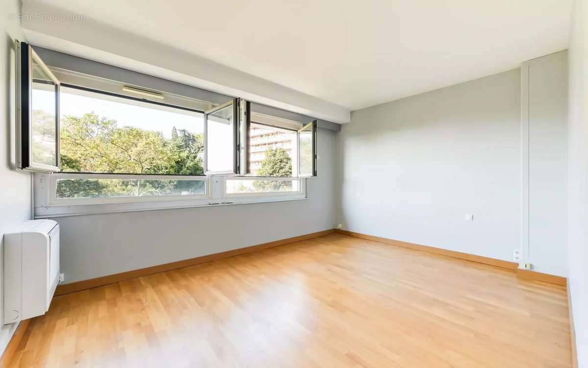 Appartement à SAINTE-FOY-LES-LYON