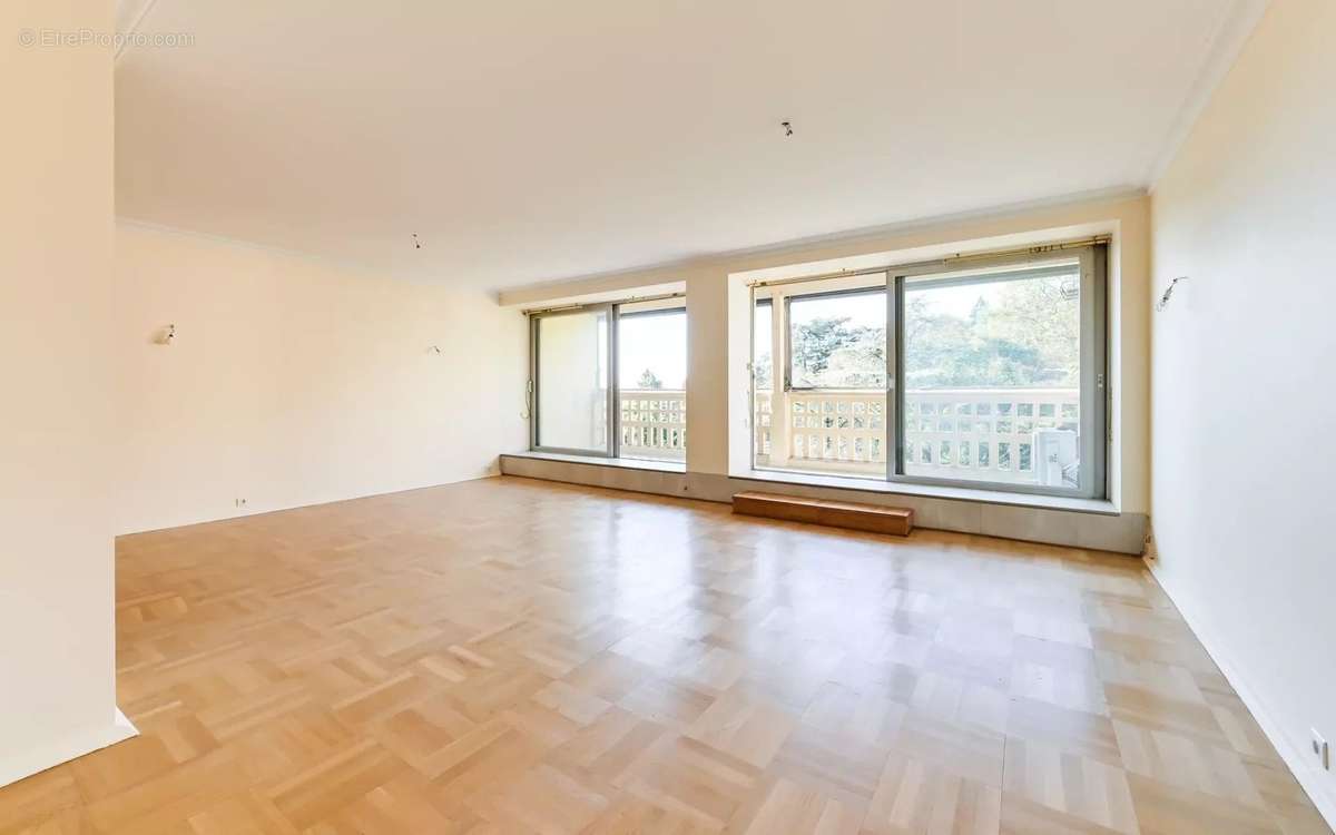 Appartement à SAINTE-FOY-LES-LYON