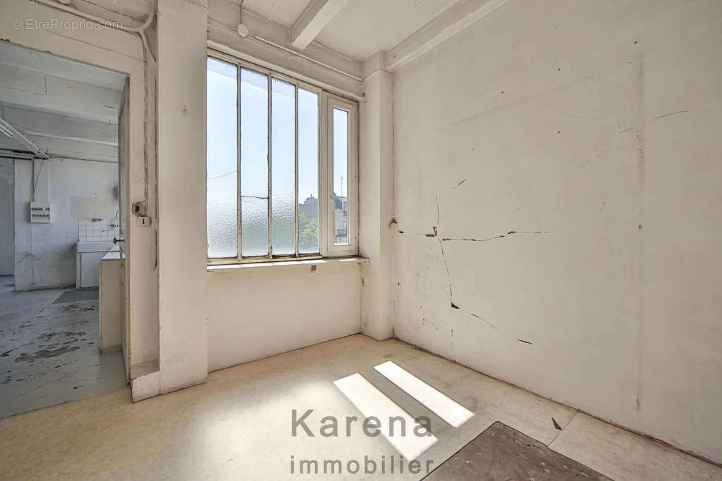 Appartement à PARIS-14E