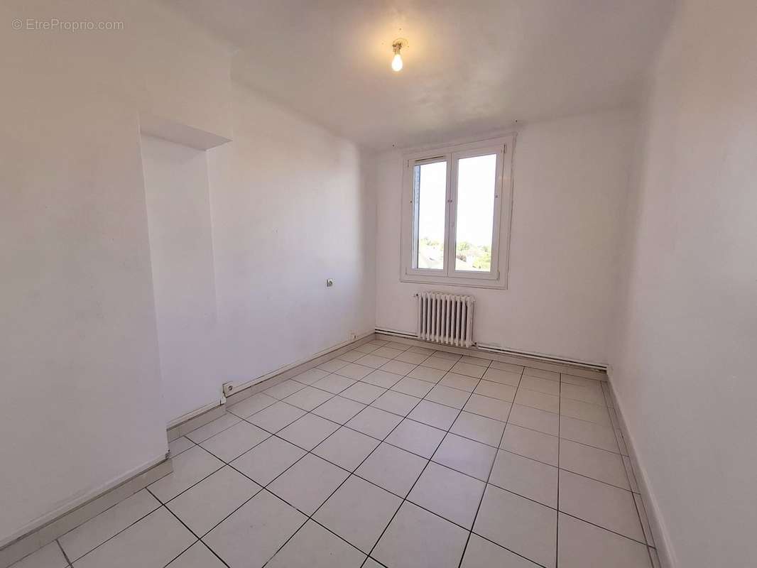 Appartement à SAINTE-SAVINE