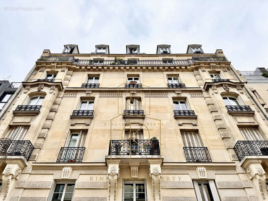 Appartement à PARIS-19E