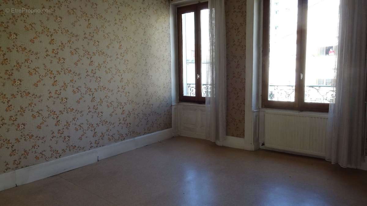 Appartement à FIRMINY