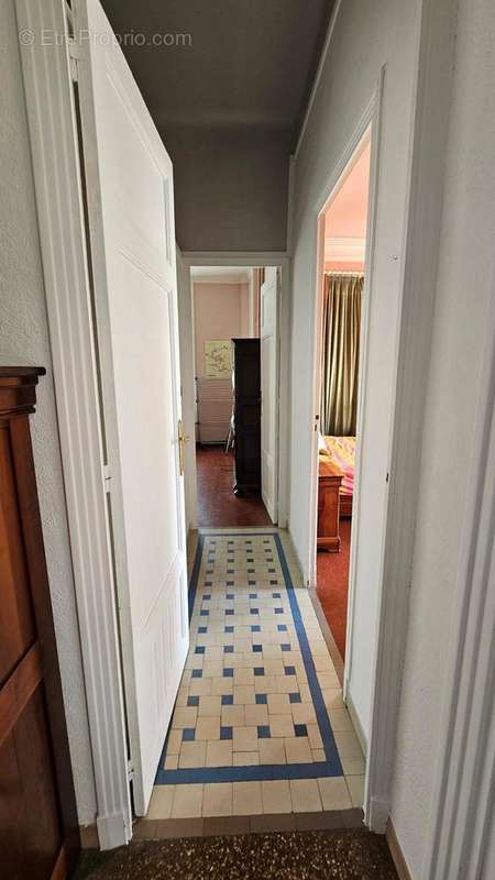 Appartement à MARSEILLE-5E