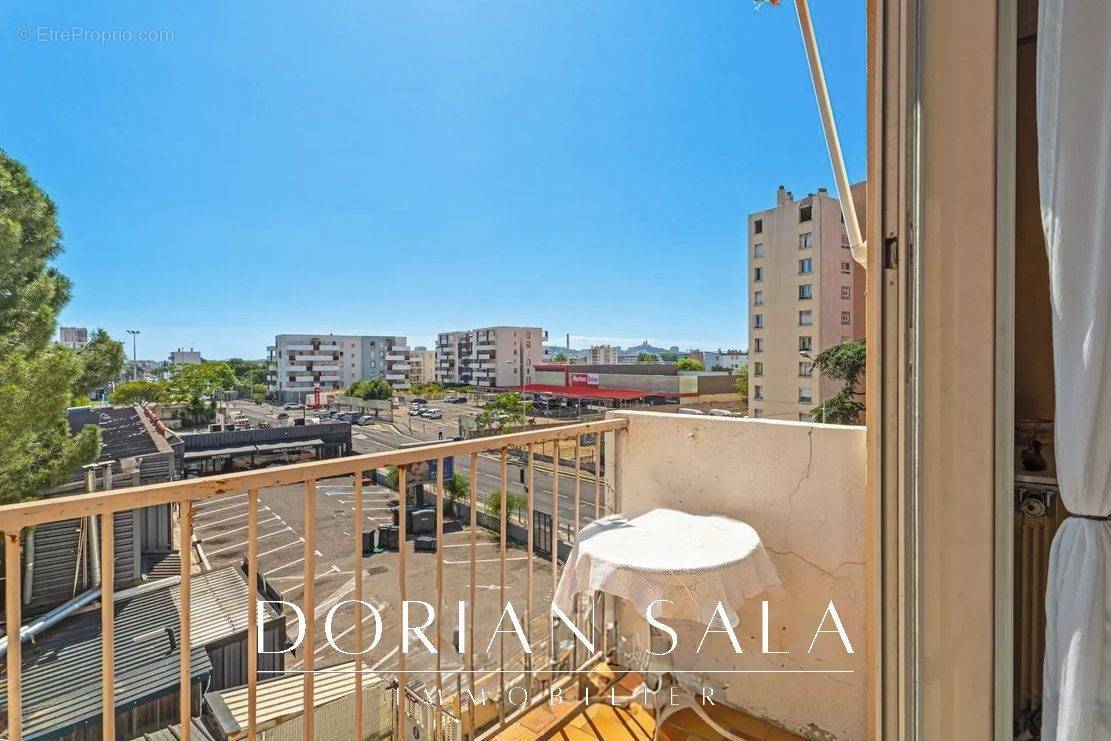 Appartement à MARSEILLE-10E