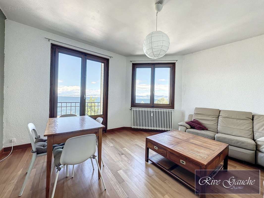 Appartement à EVIAN-LES-BAINS