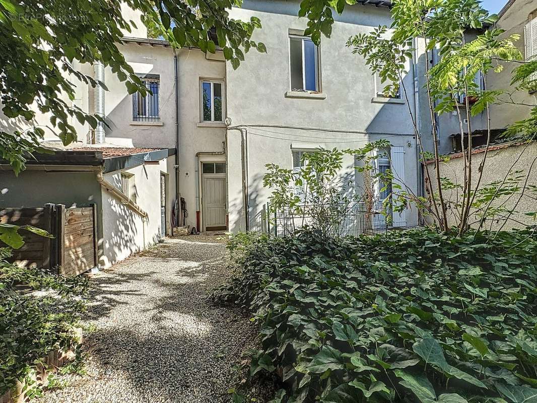 Appartement à LYON-3E