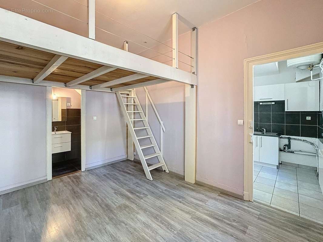 Appartement à LYON-3E