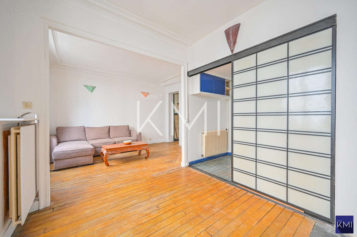 Appartement à PARIS-11E